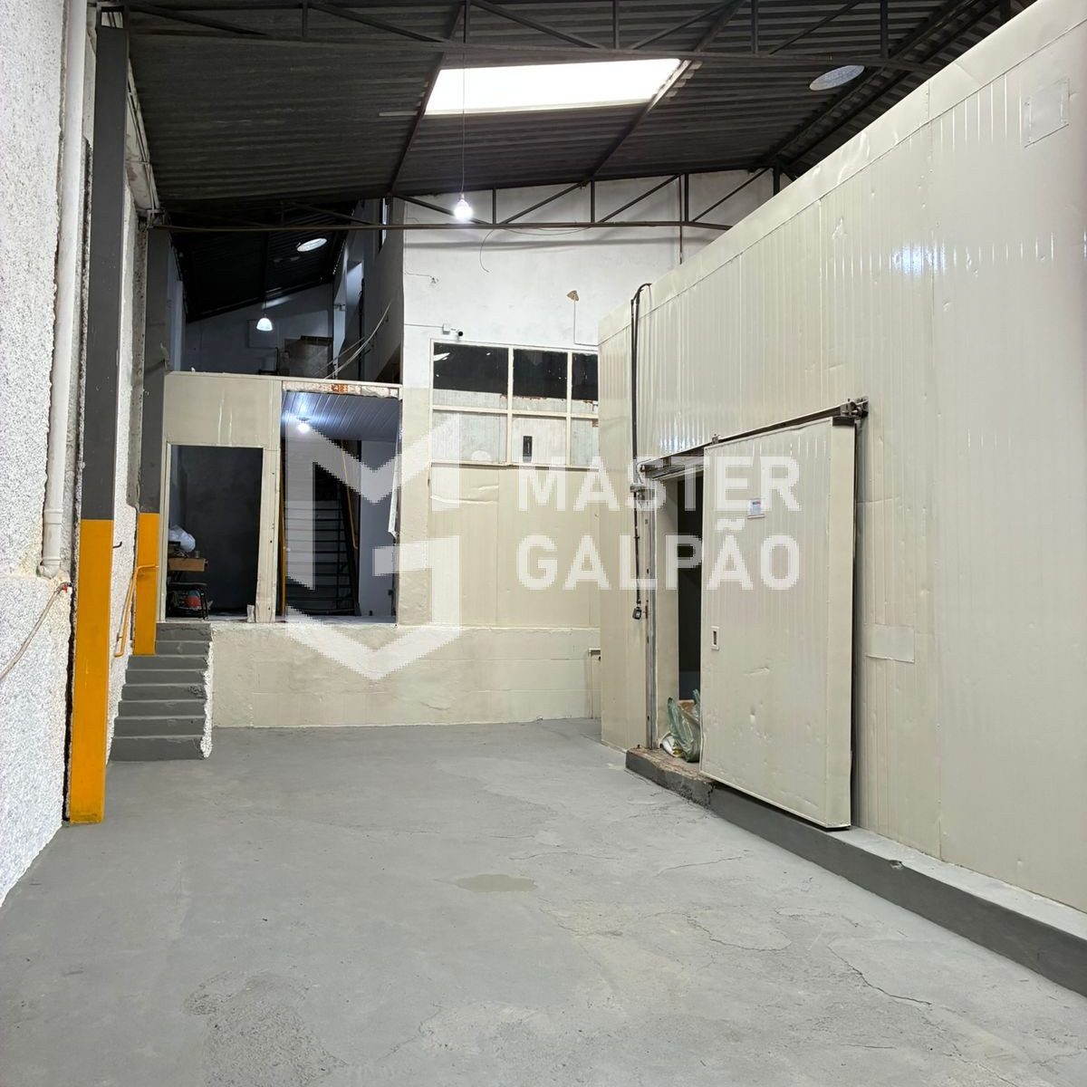 Galpão Comercial para Frigoríficos e Distribuidoras – BH
