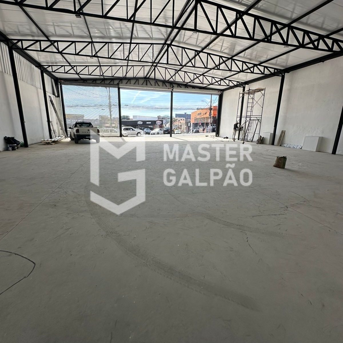 Galpão 400m² com Fachada Moderna – Tirol Barreiro