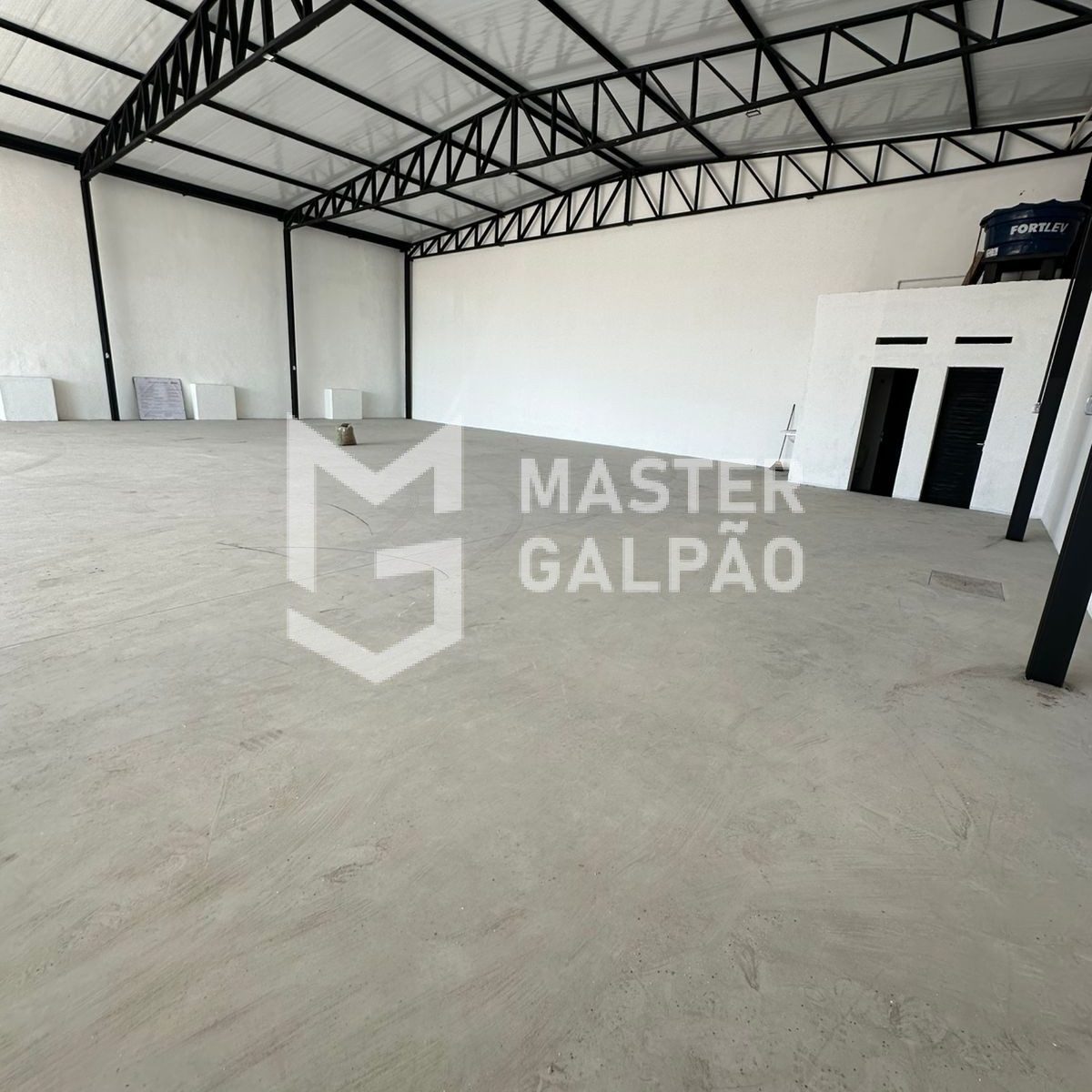 Galpão 400m² com Fachada Moderna – Tirol Barreiro