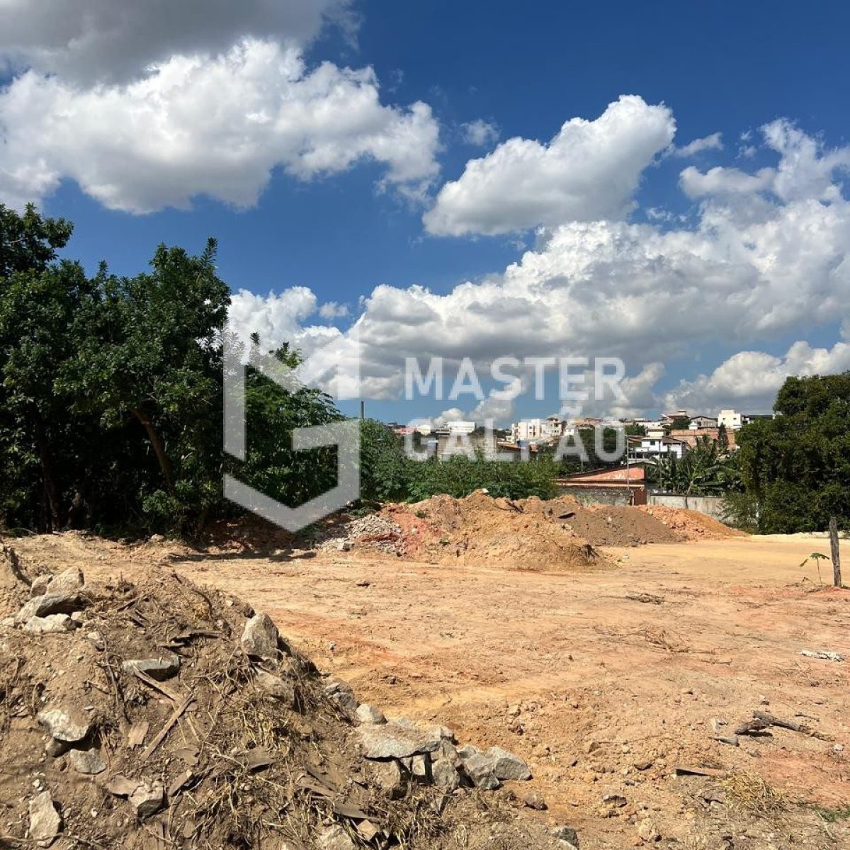 Oportunidade de Investimento – Lote 460m² Betim