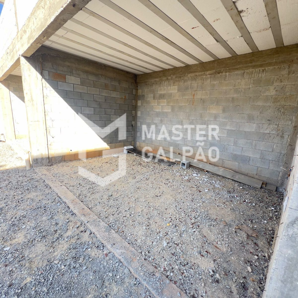 Locação de Galpão 1.149m² – Betim
