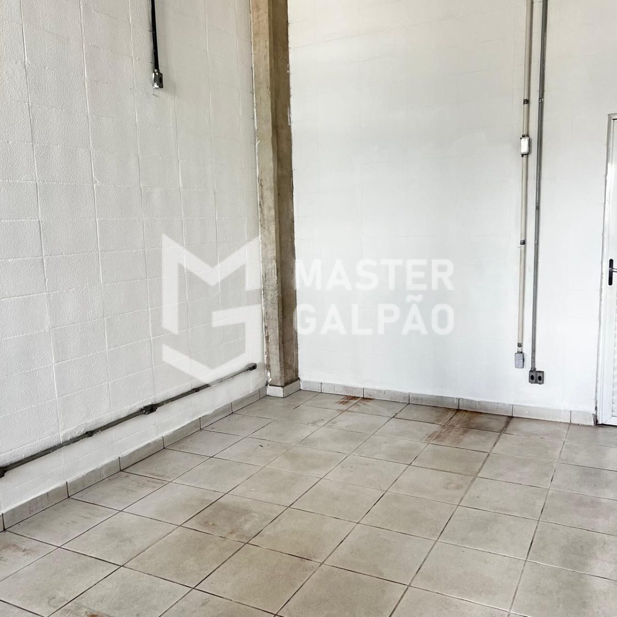 Galpão Logístico com 4 Docas – Contagem MG