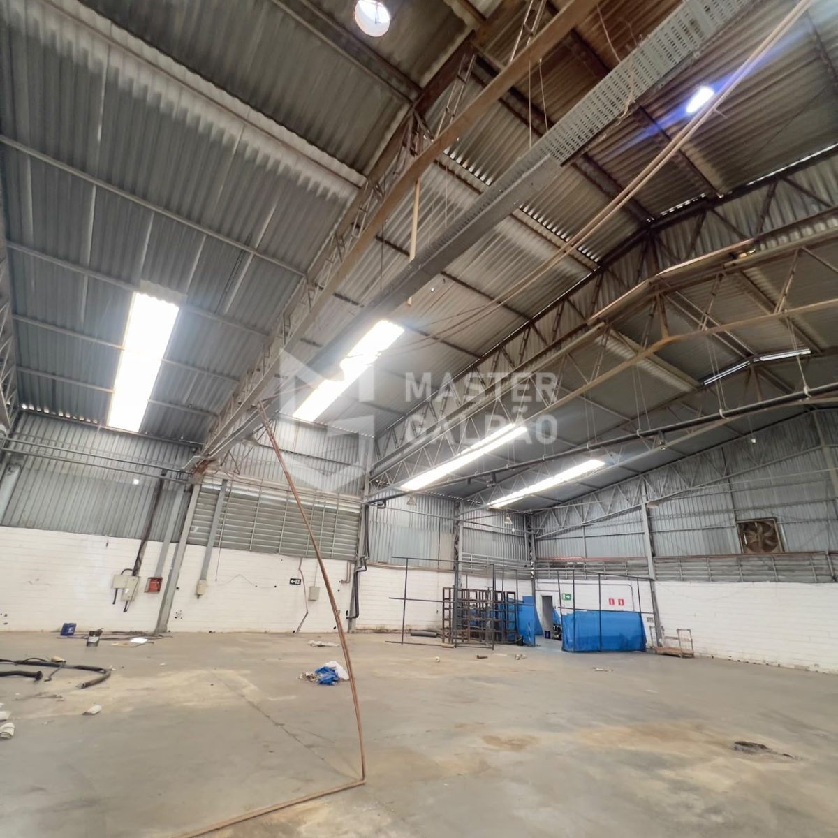 Galpão com Pátio de Manobra | Distrito Industrial de Ibirité