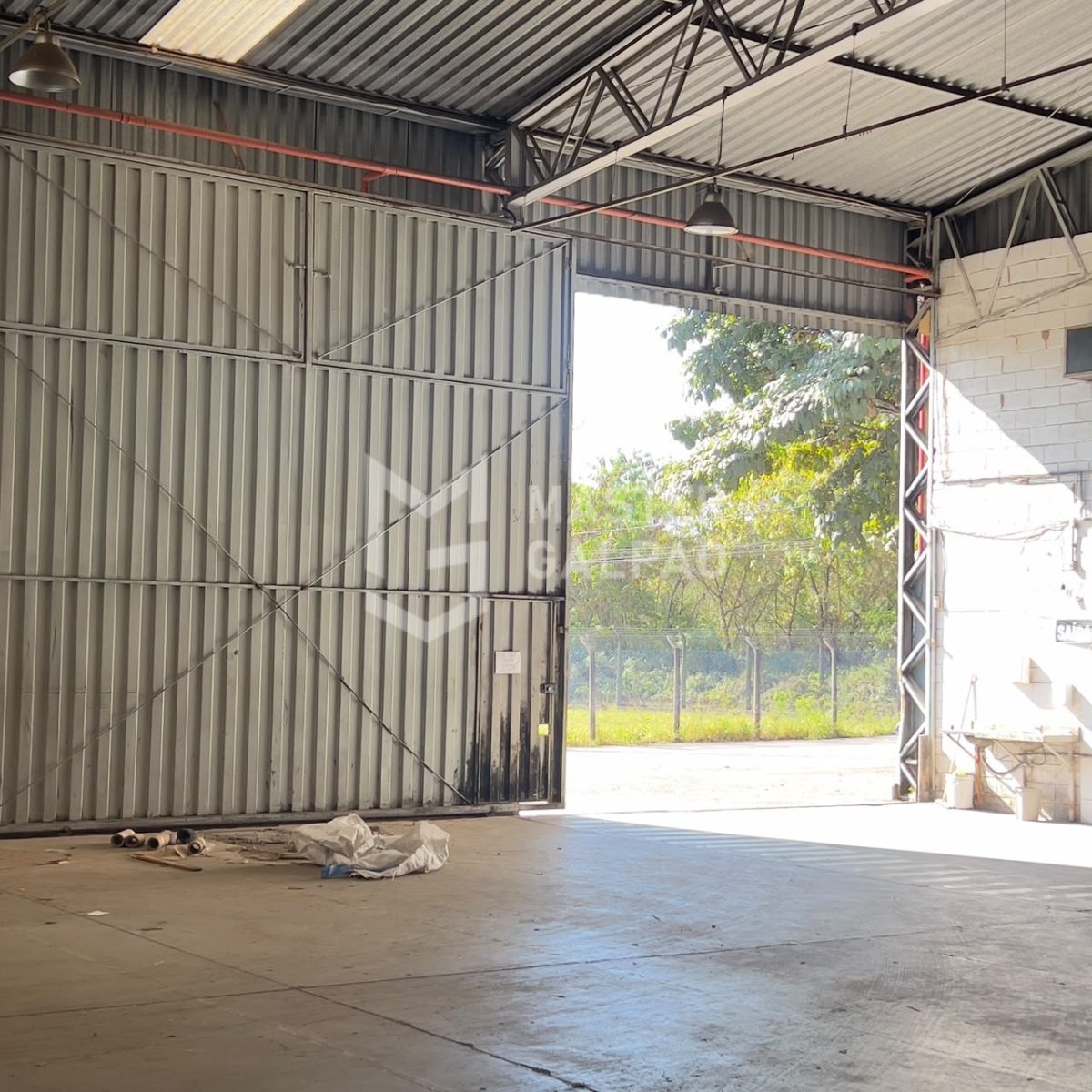 Galpão com Pátio de Manobra | Distrito Industrial de Ibirité