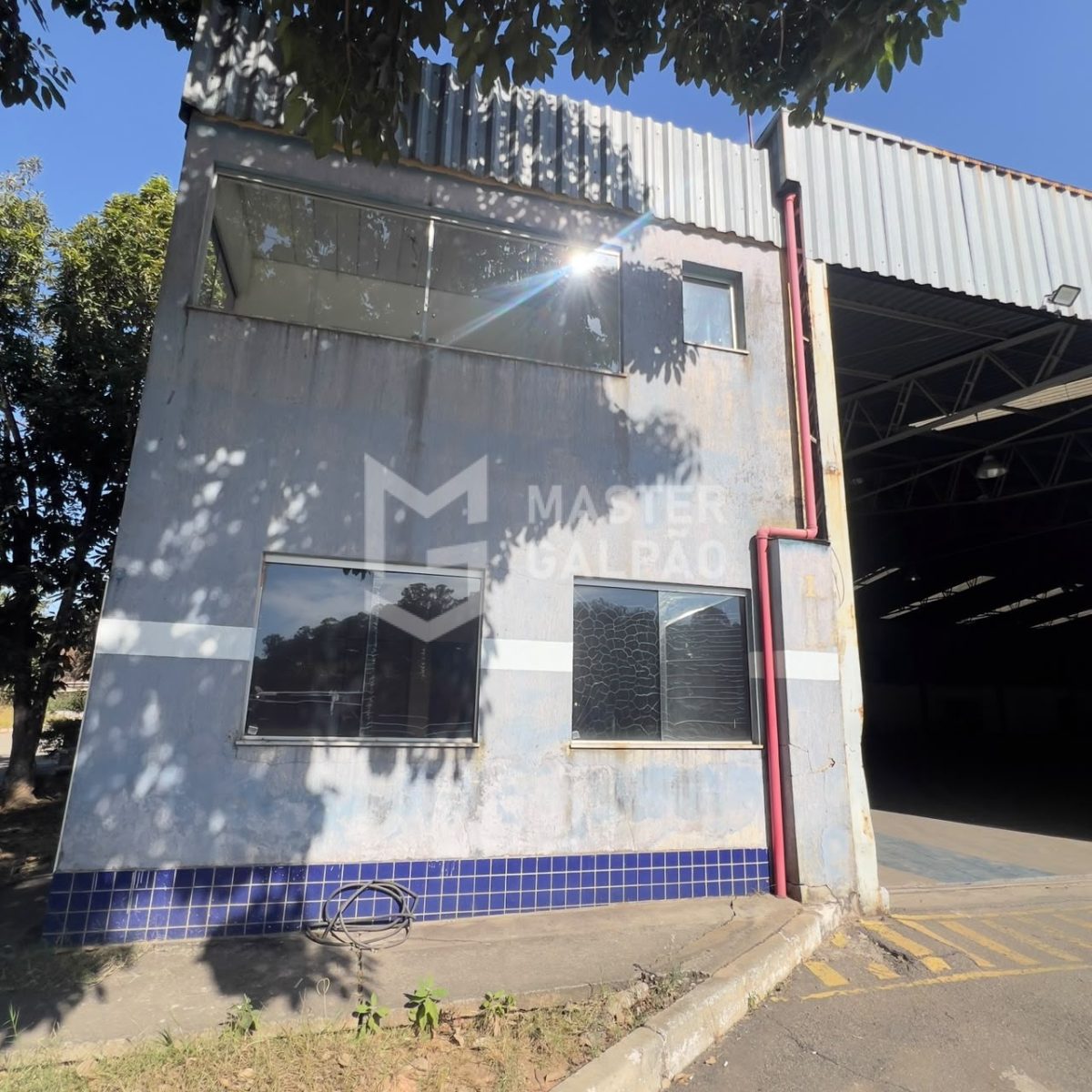 Galpão com Pátio de Manobra | Distrito Industrial de Ibirité