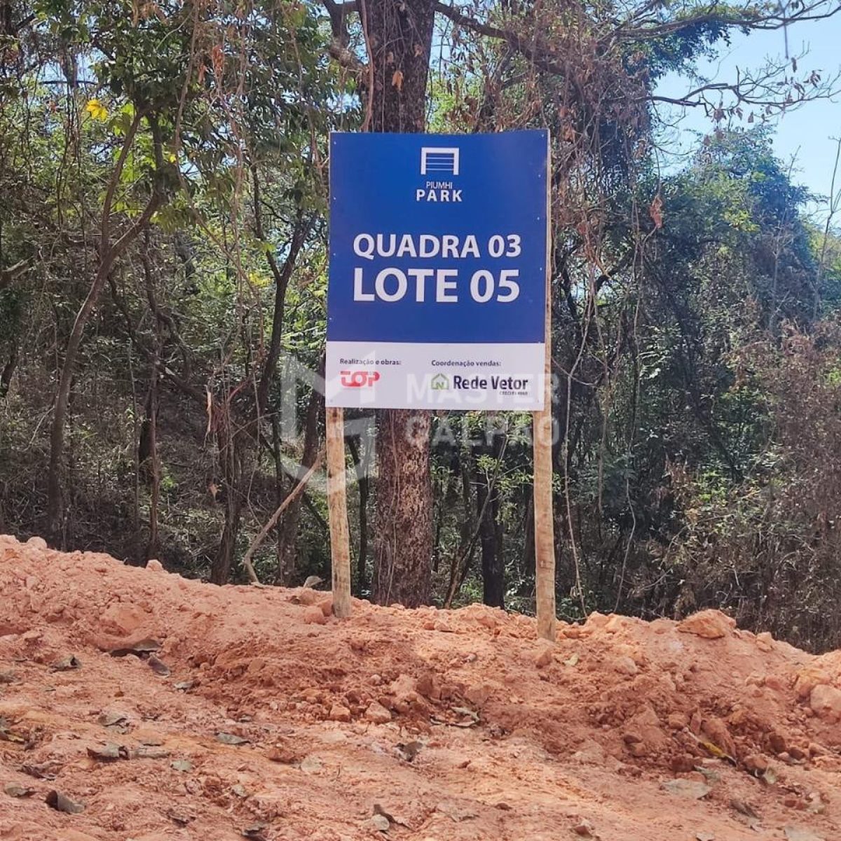 Lote logístico para venda no Piumhi Park Contagem