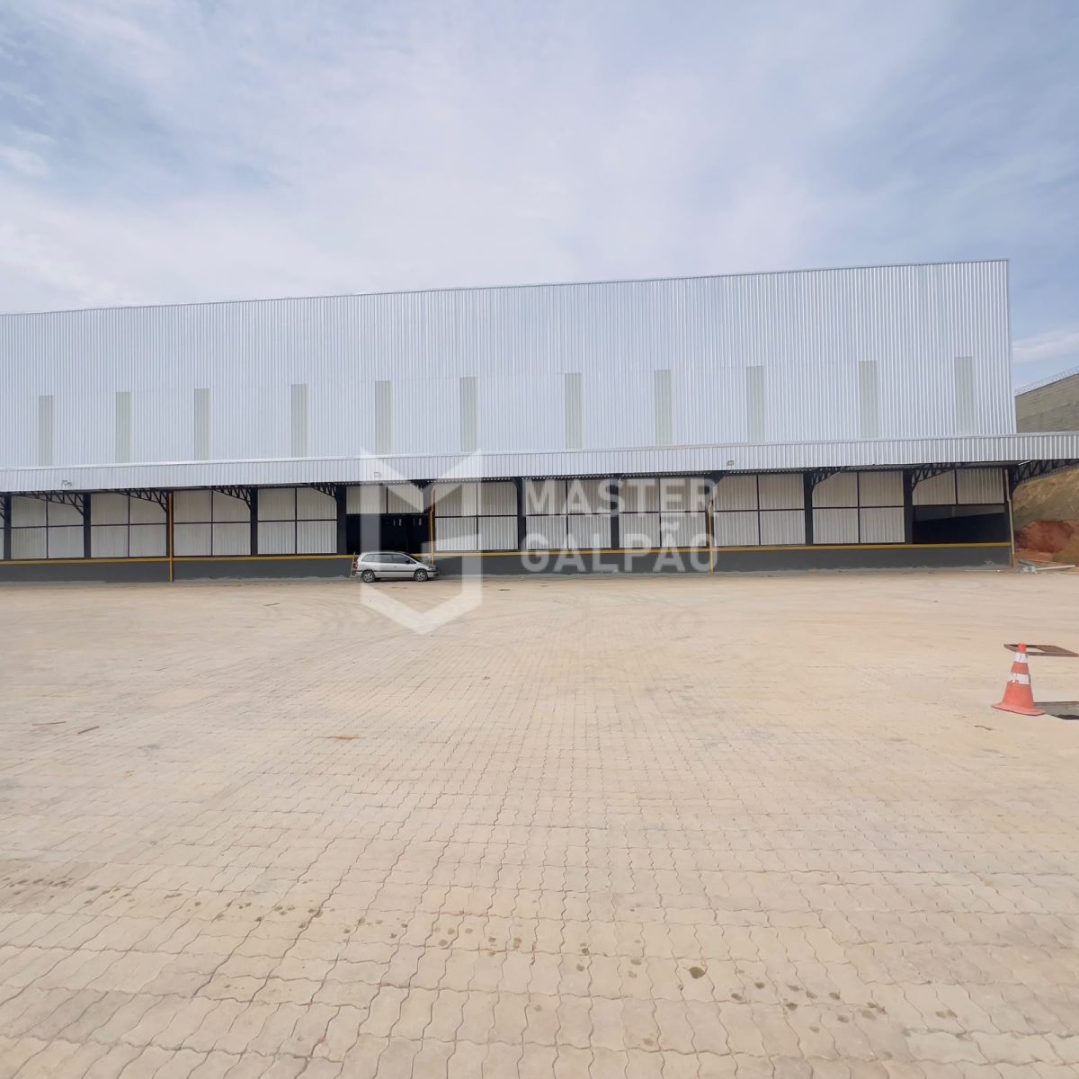Galpão de 11.000m² | Chácara Cotia – Contagem/MG