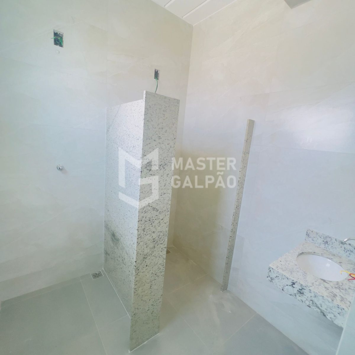 Galpão de 1.432m² | Distrito Industrial Bandeirinhas – Betim/MG