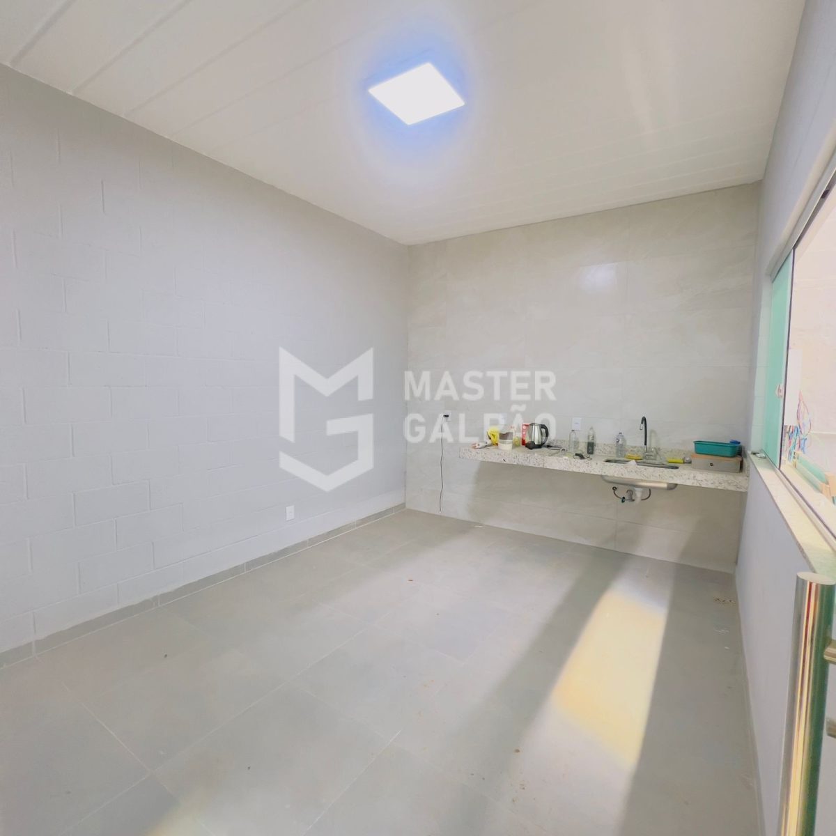 Galpão de 1.432m² | Distrito Industrial Bandeirinhas – Betim/MG