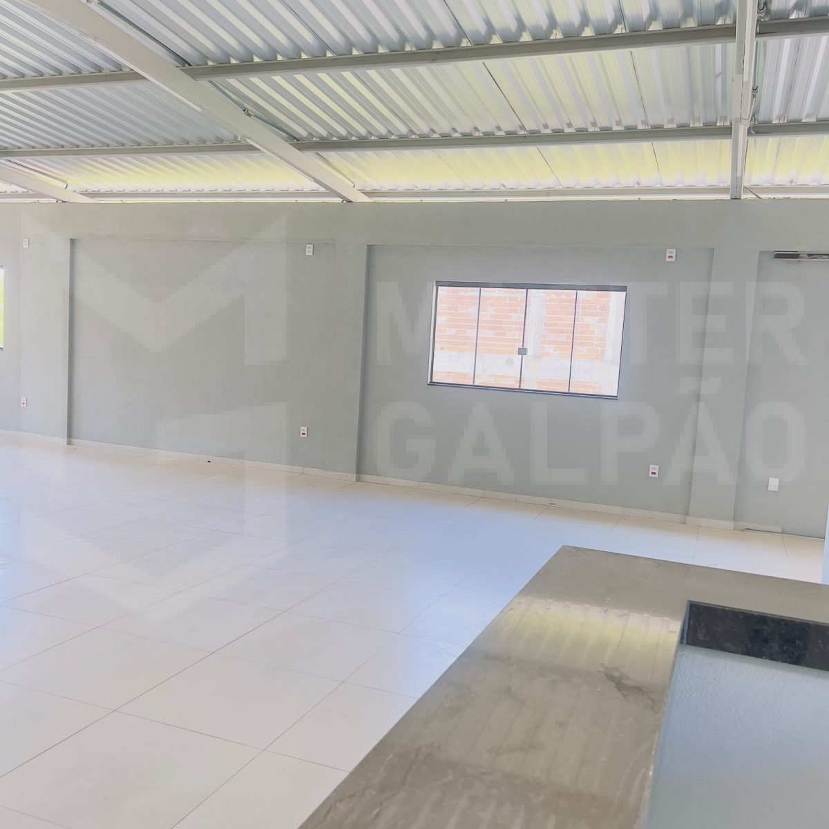 Vão Comercial para Locação em Betim | 200 m²