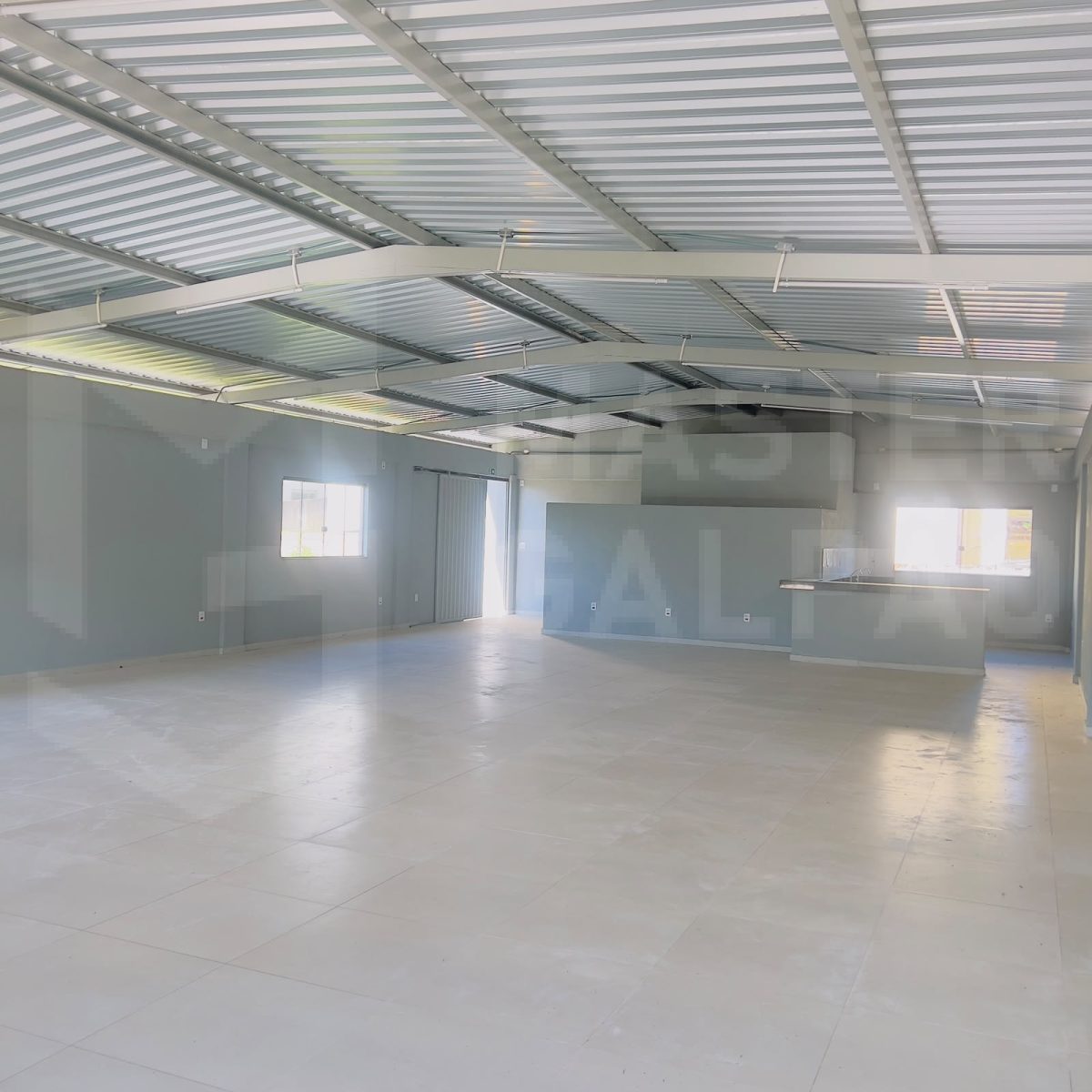 Vão Comercial para Locação em Betim | 200 m²