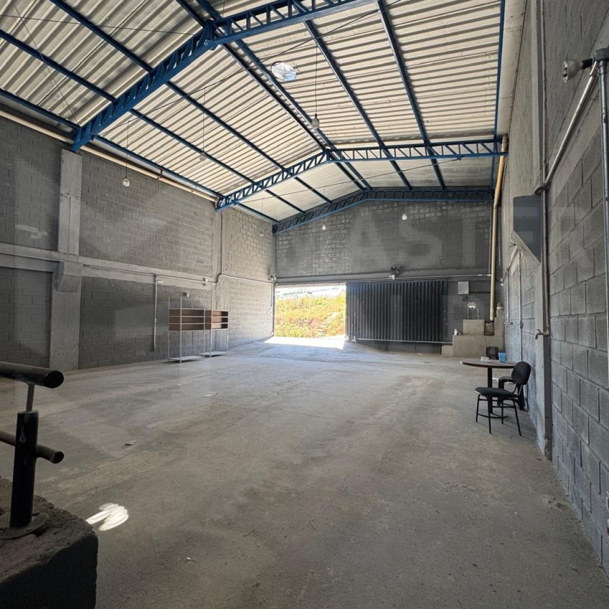 Galpão para Locação em Contagem | 220 m²