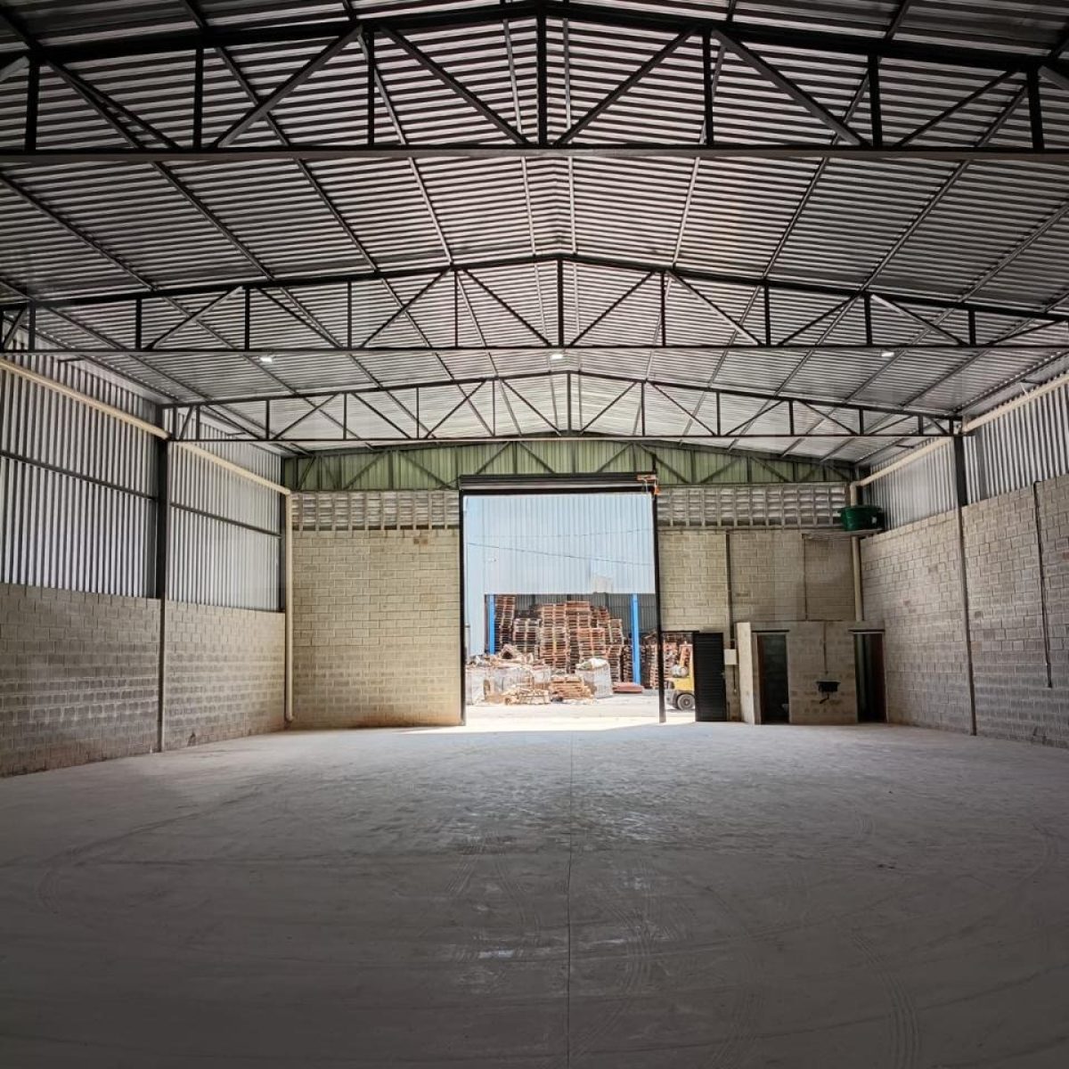 Galpão para Locação em Betim | 430 m² no Cidade Verde
