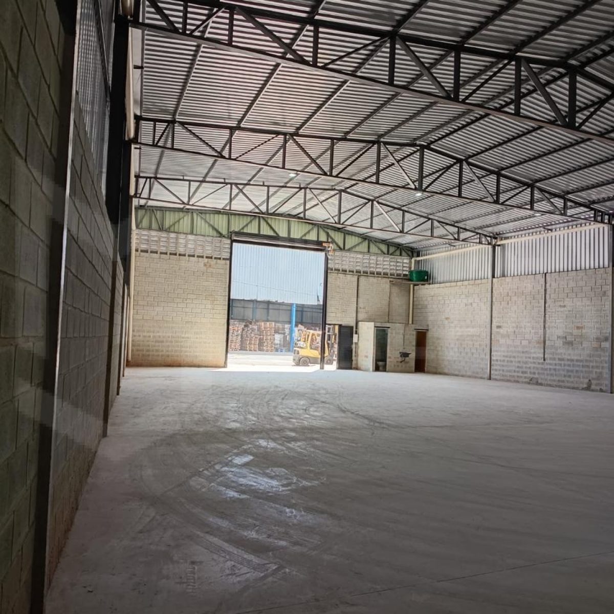 Galpão para Locação em Betim | 430 m² no Cidade Verde