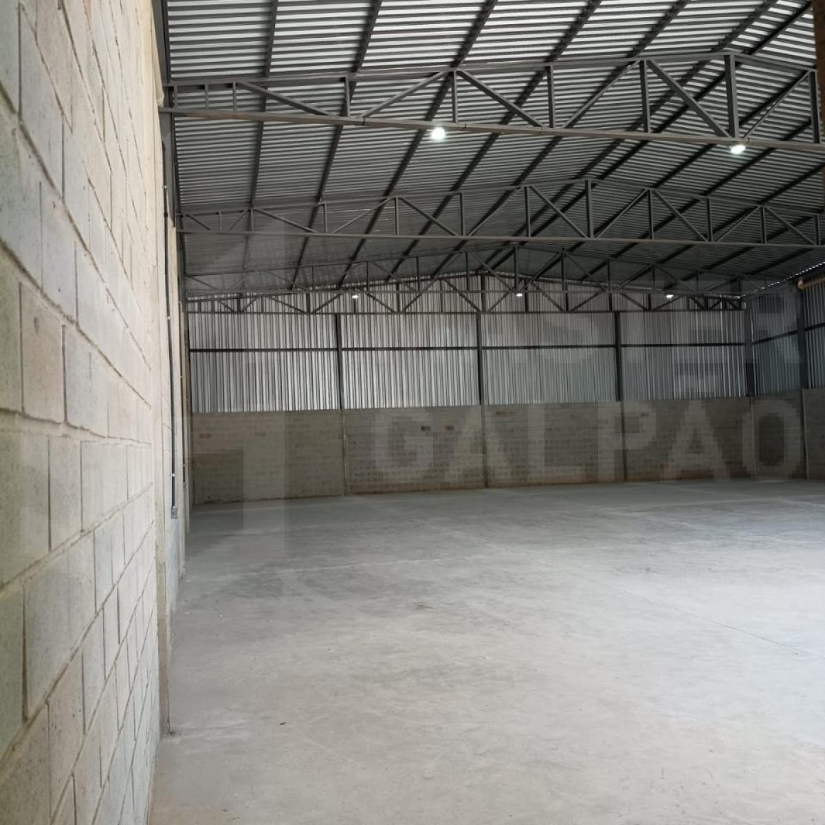 Galpão para Locação em Betim | 430 m² no Cidade Verde