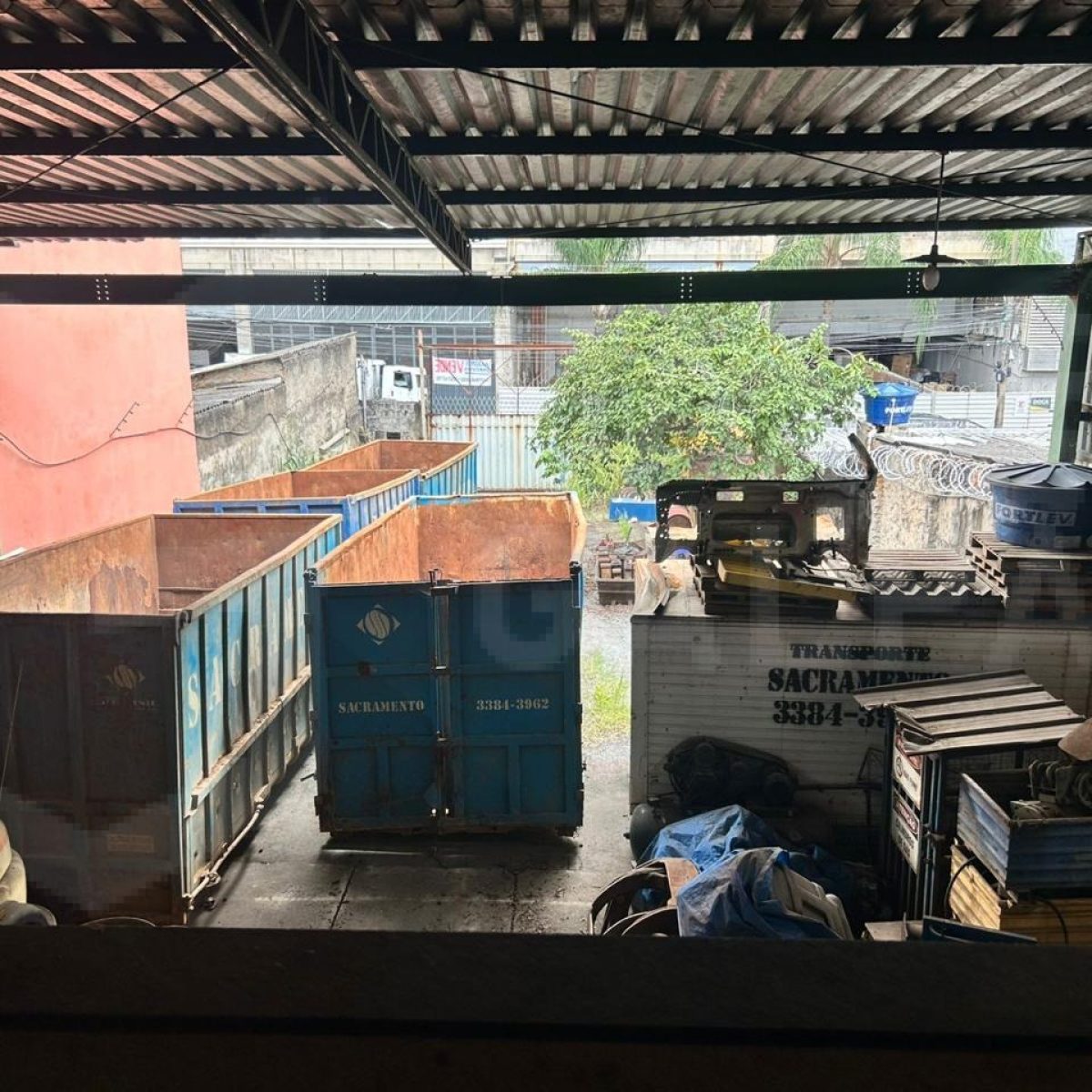 Galpão para Locação em BH | 500 m² com Amplo Pátio