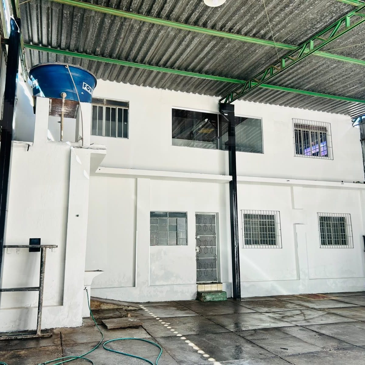 Galpão para Locação em BH | 500 m² com Amplo Pátio