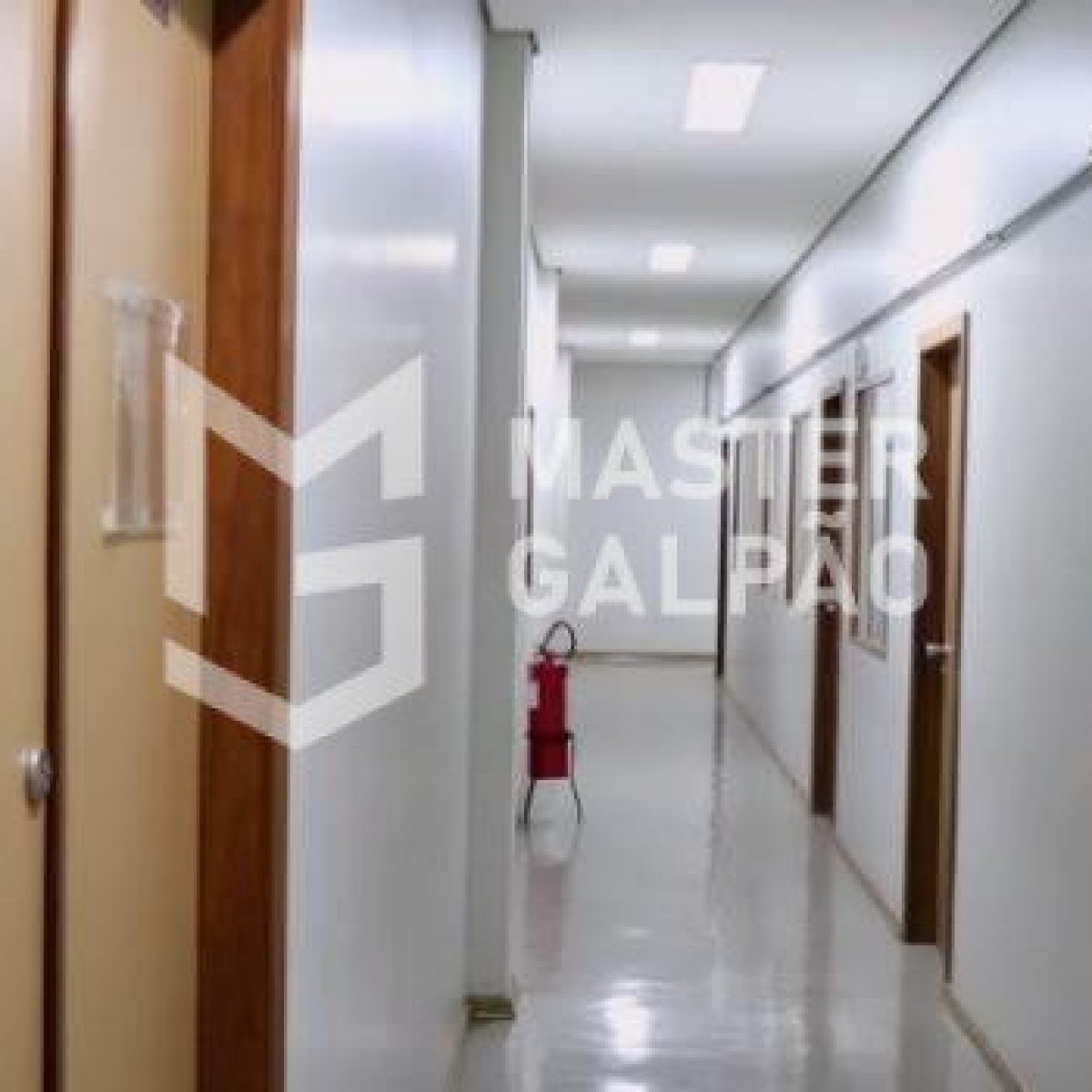 Galpão Logístico – 2.352m² com 6 docas Chácaras Reunidas – Contagem/MG